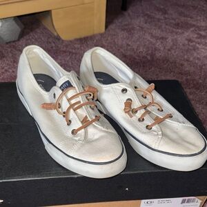 Sperry Women’s White Canvas Boat Shoes